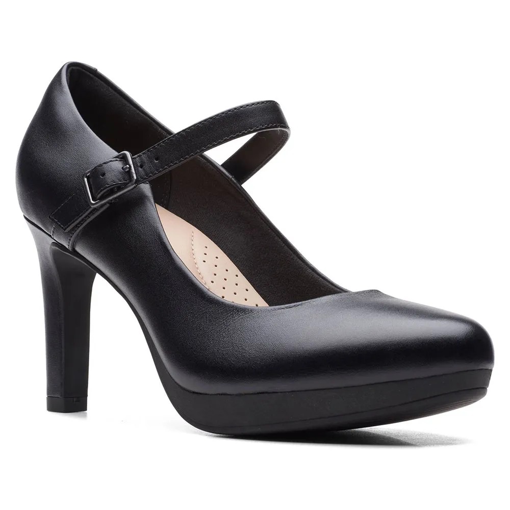 CLARKS Ambyr Shine Heel 鞋款 透氣 舒適 防滑 耐磨 經典 正品歐洲代購 [142238124]